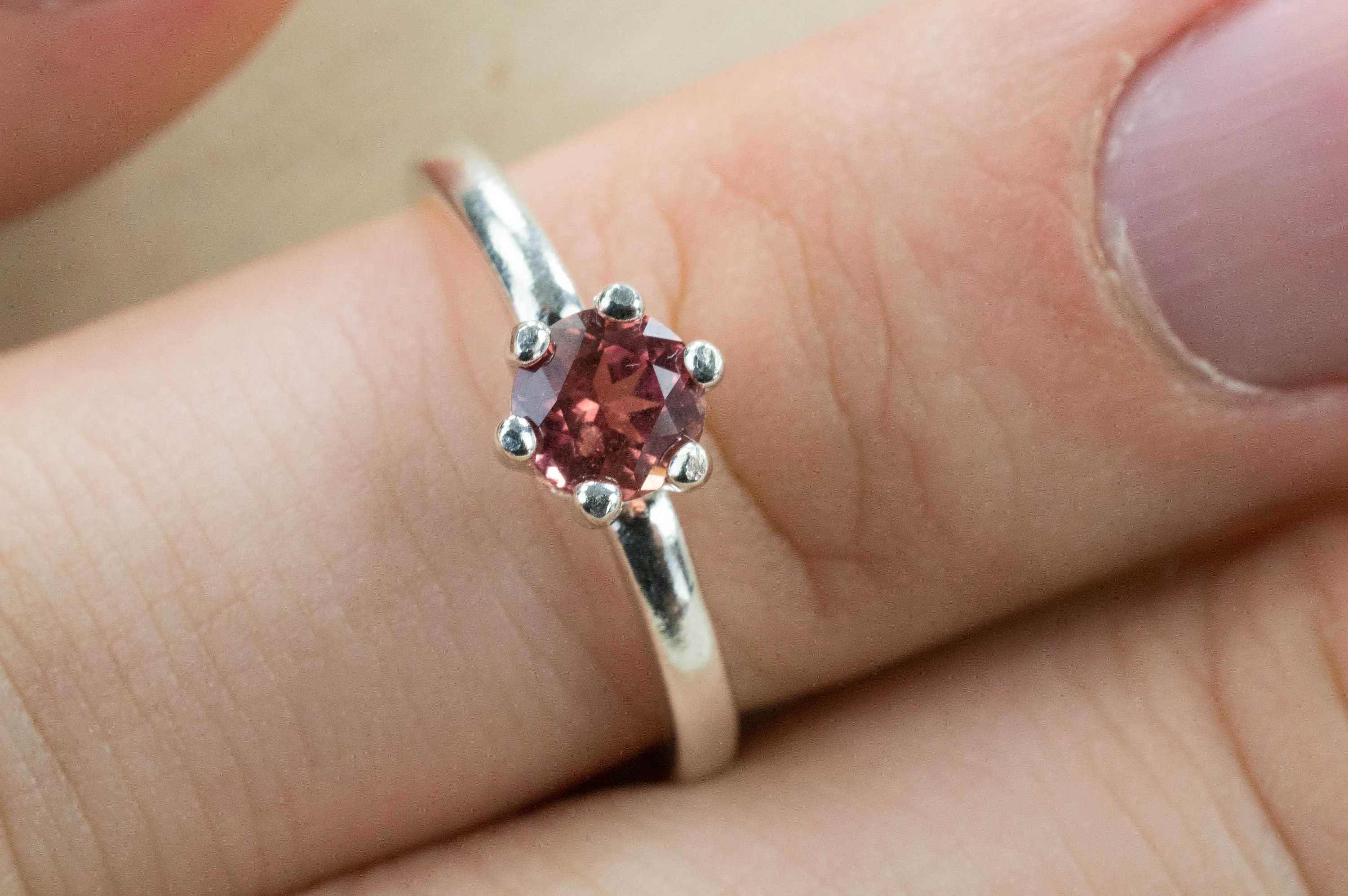 Color Change Sapphire Ring, Genuine Untreated Mozambique Sapphire