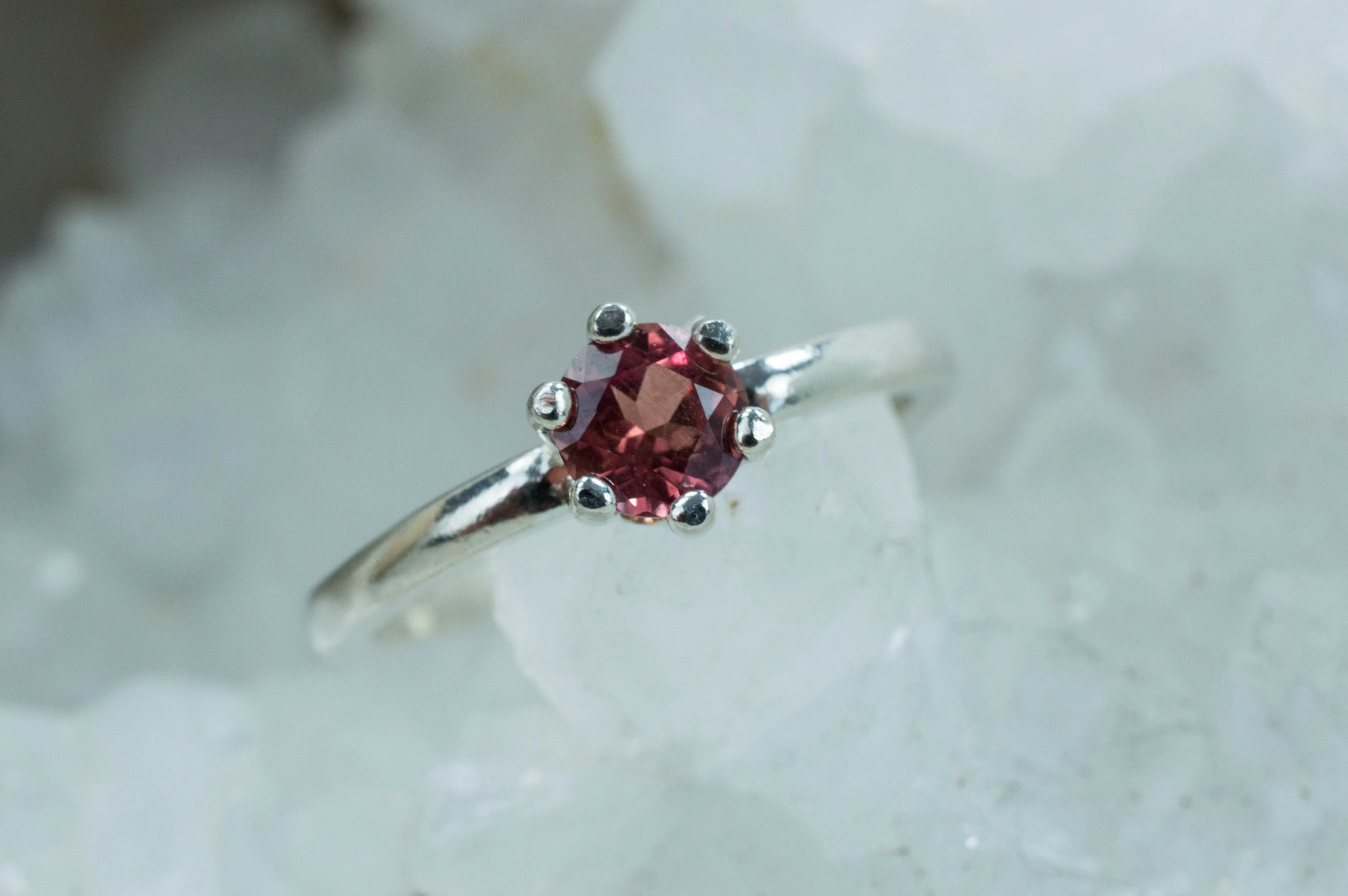 Color Change Sapphire Ring, Genuine Untreated Mozambique Sapphire