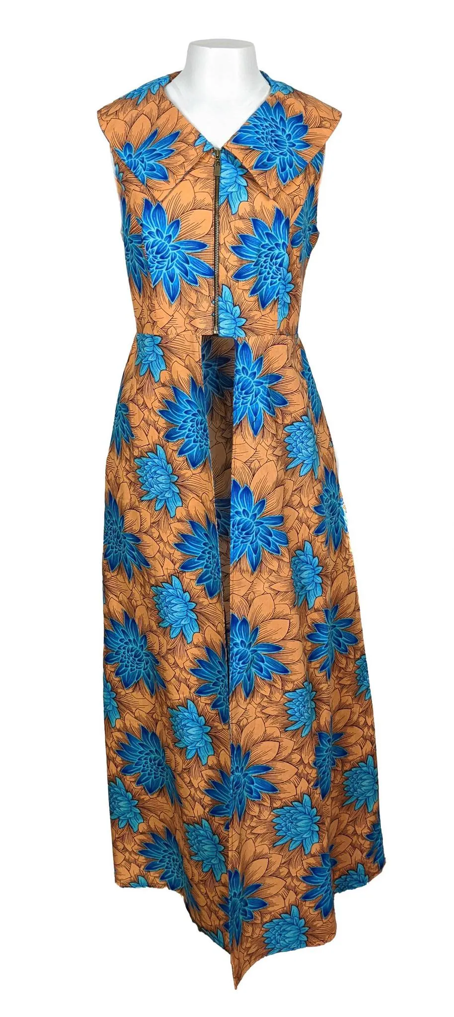 Women's Sleeveless Long Jacket With Opening
